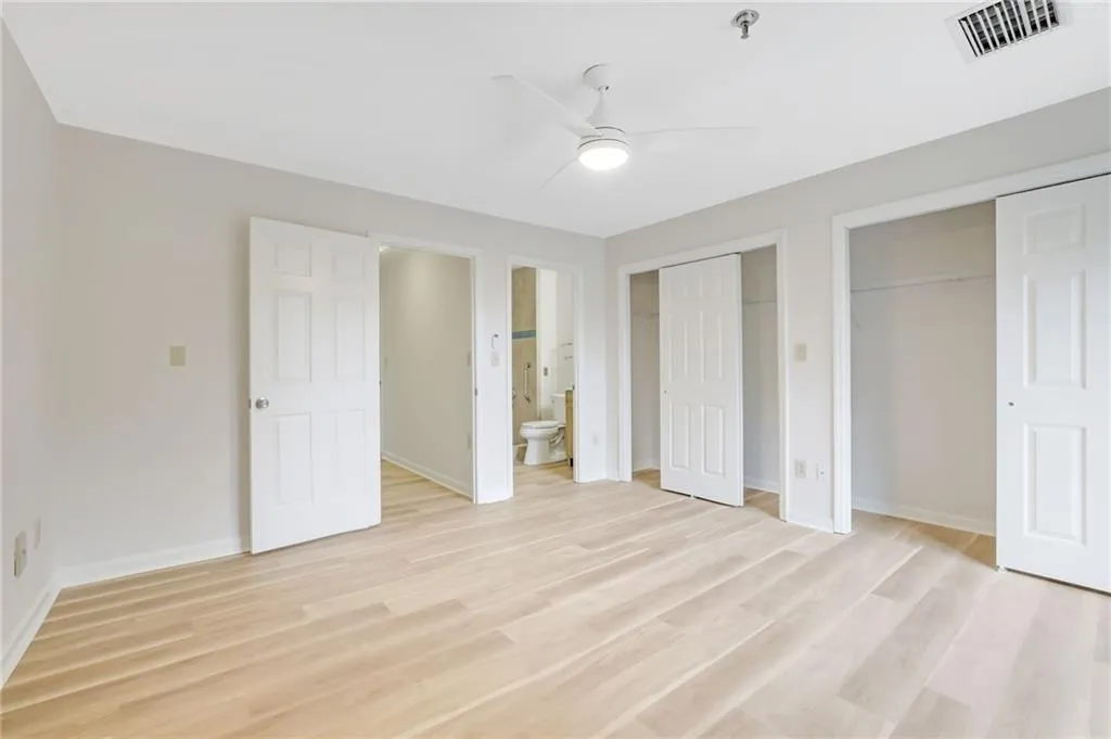300 Johnson Ferry Road Unit B103, Atlanta, Georgia 30328, 2 Bedrooms Bedrooms, ,2 BathroomsBathrooms,Residential,For Sale,300 Johnson Ferry Road Unit B103,7657589