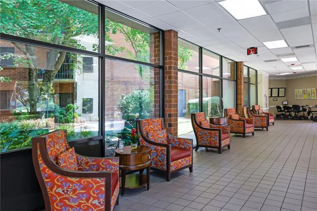 300 Johnson Ferry Road Unit B103, Atlanta, Georgia 30328, 2 Bedrooms Bedrooms, ,2 BathroomsBathrooms,Residential,For Sale,300 Johnson Ferry Road Unit B103,7657589