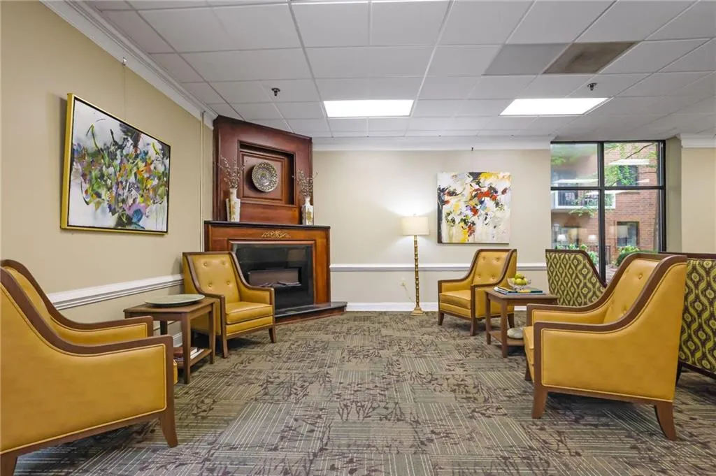 300 Johnson Ferry Road Unit B103, Atlanta, Georgia 30328, 2 Bedrooms Bedrooms, ,2 BathroomsBathrooms,Residential,For Sale,300 Johnson Ferry Road Unit B103,7657589