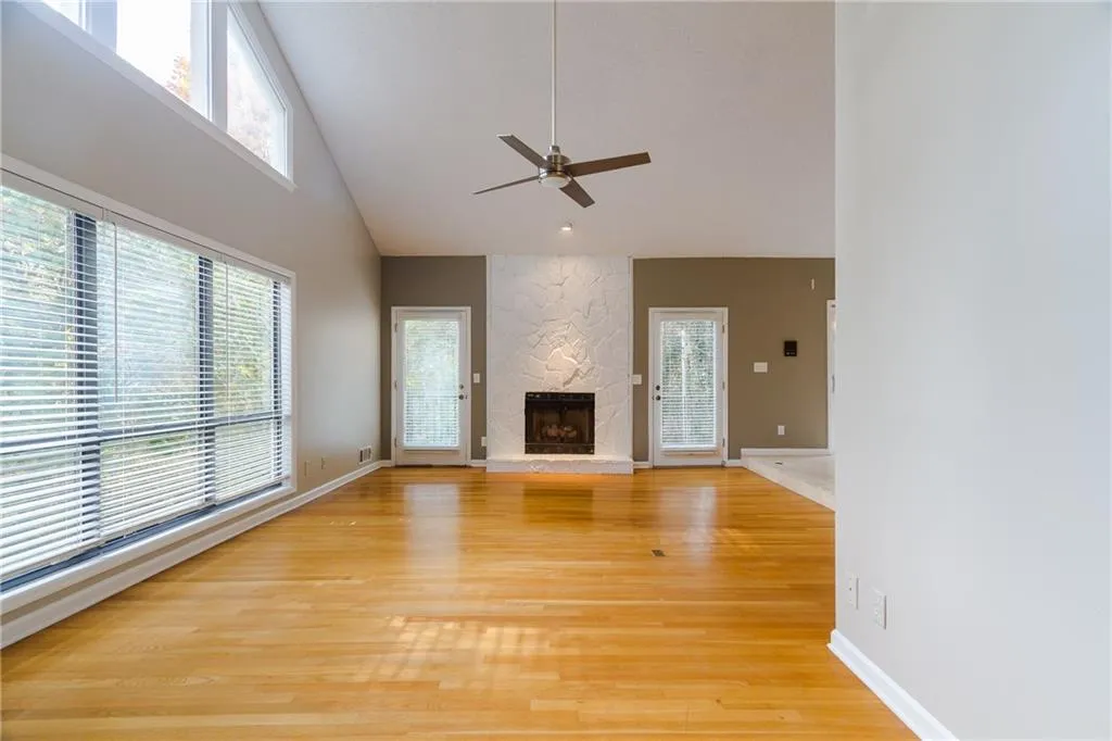 2824 Shady Valley Drive Ne, Brookhaven, Georgia 30324, 4 Bedrooms Bedrooms, ,3 BathroomsBathrooms,Residential,Sold,2824 Shady Valley Drive Ne,5771817