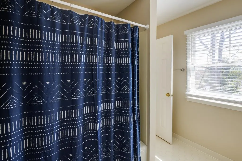 305 Cannady Court, Sandy Springs, Georgia 30350, 5 Bedrooms Bedrooms, ,3 BathroomsBathrooms,Residential,Sold,305 Cannady Court,7032827