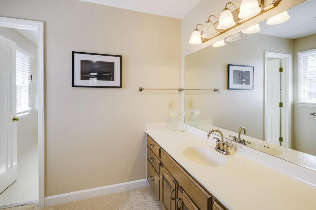 305 Cannady Court, Sandy Springs, Georgia 30350, 5 Bedrooms Bedrooms, ,3 BathroomsBathrooms,Residential,Sold,305 Cannady Court,7032827