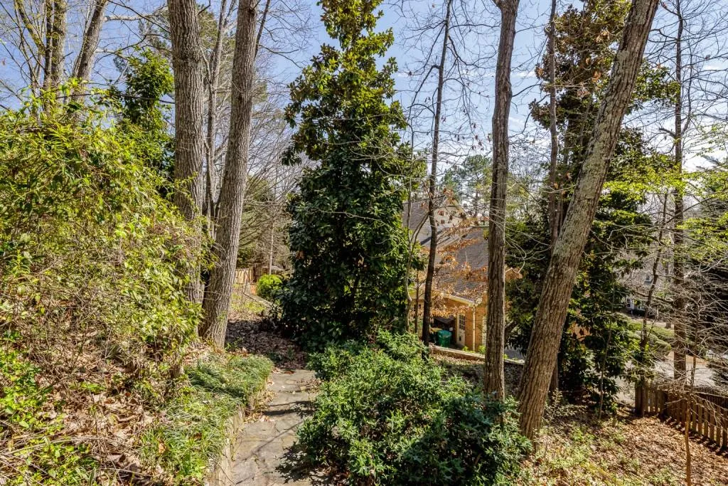 305 Cannady Court, Sandy Springs, Georgia 30350, 5 Bedrooms Bedrooms, ,3 BathroomsBathrooms,Residential,Sold,305 Cannady Court,7032827