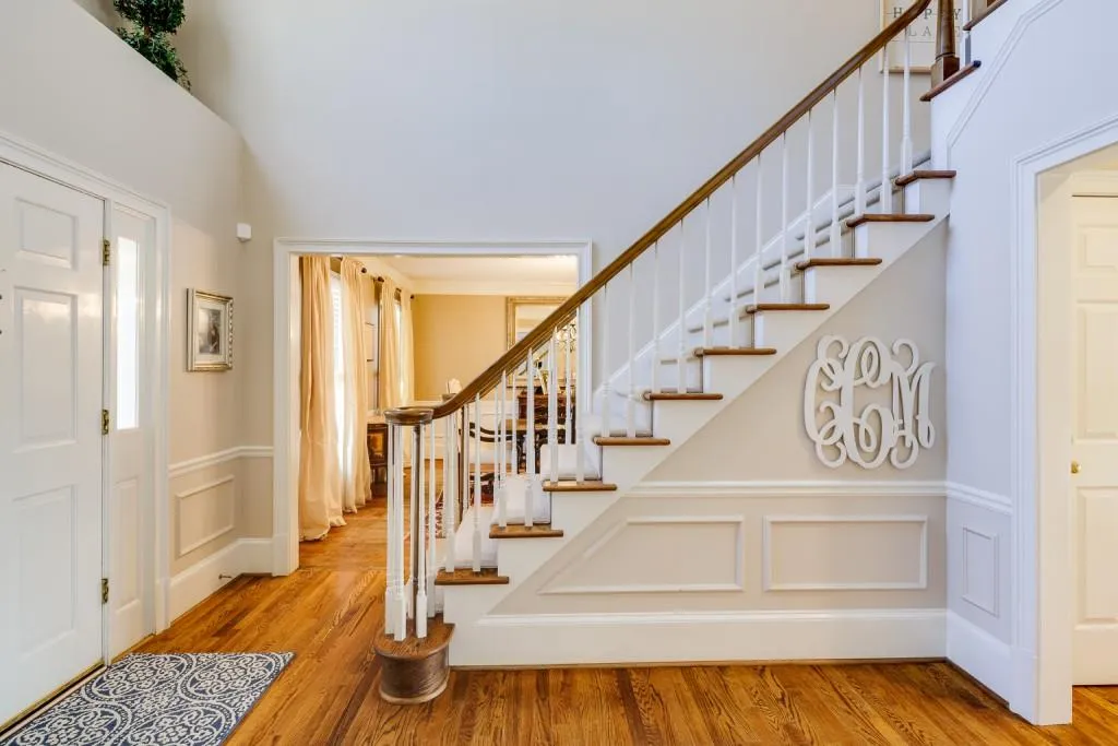 305 Cannady Court, Sandy Springs, Georgia 30350, 5 Bedrooms Bedrooms, ,3 BathroomsBathrooms,Residential,Sold,305 Cannady Court,7032827