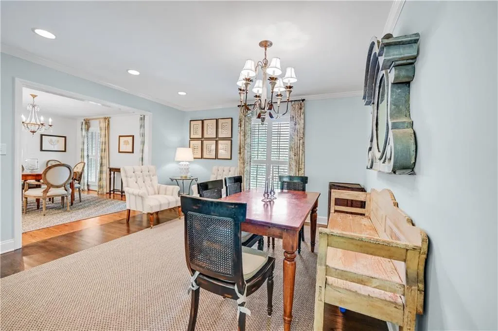 6840 Heathfield Drive, Sandy Springs, Georgia 30328, 5 Bedrooms Bedrooms, ,3 BathroomsBathrooms,Residential,Sold,6840 Heathfield Drive,7215649