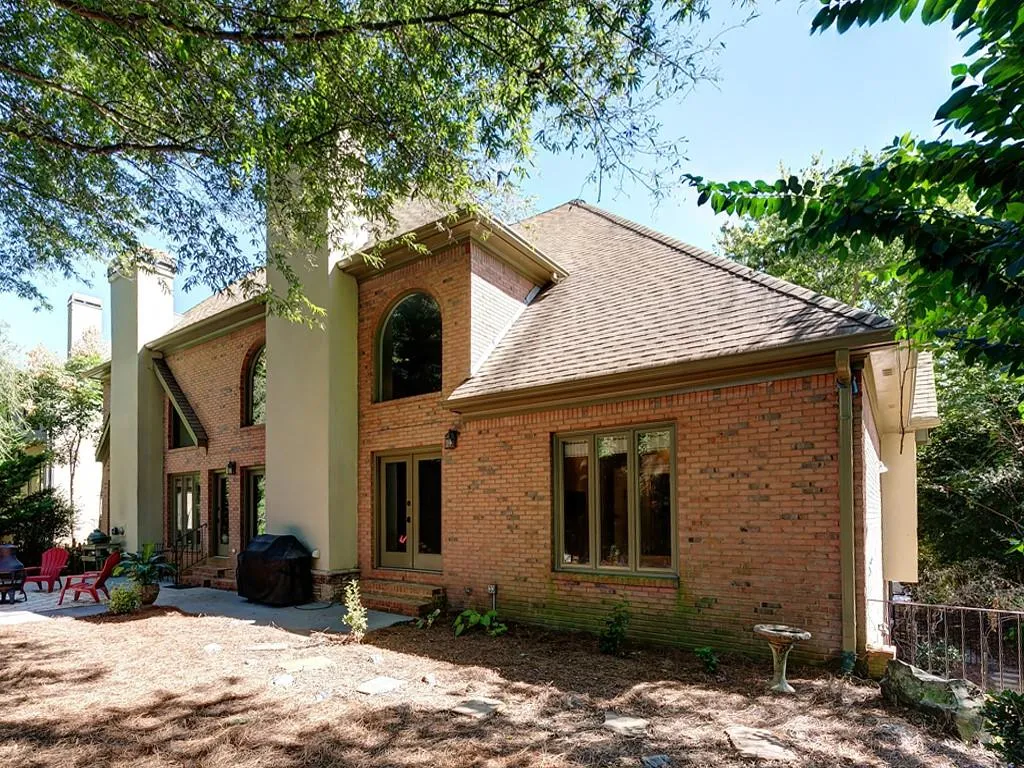 5150 Falcon Chase Lane, Sandy Springs, Georgia 30342, 5 Bedrooms Bedrooms, ,4 BathroomsBathrooms,Residential,Sold,5150 Falcon Chase Lane,6511120
