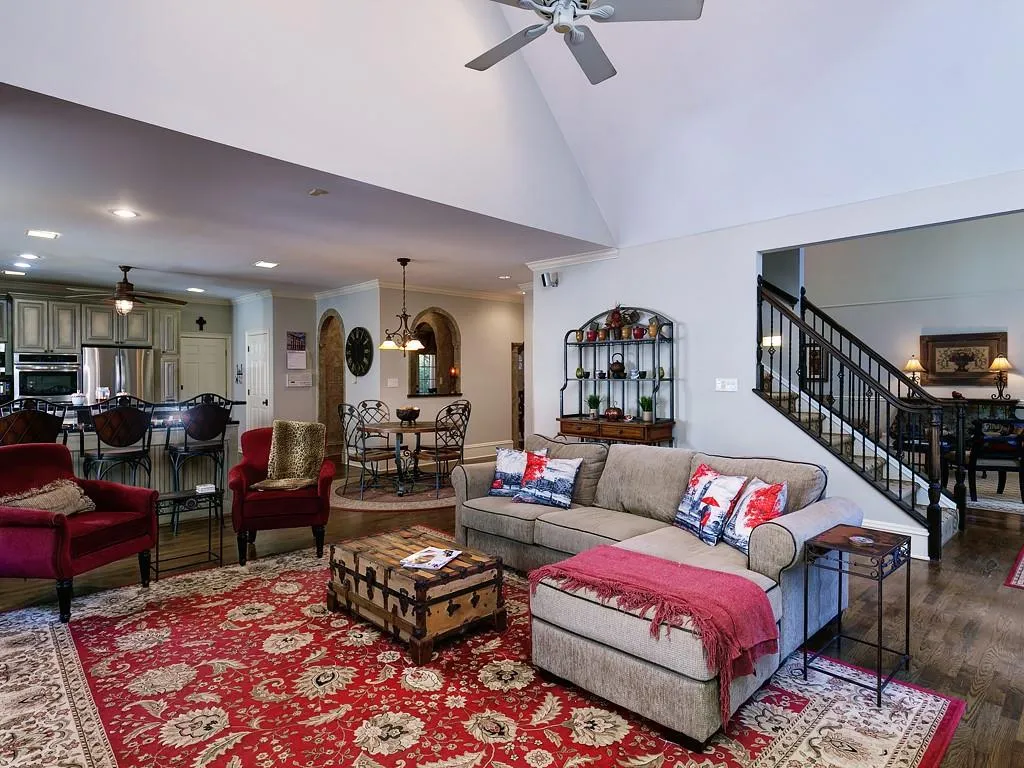 5150 Falcon Chase Lane, Sandy Springs, Georgia 30342, 5 Bedrooms Bedrooms, ,4 BathroomsBathrooms,Residential,Sold,5150 Falcon Chase Lane,6511120