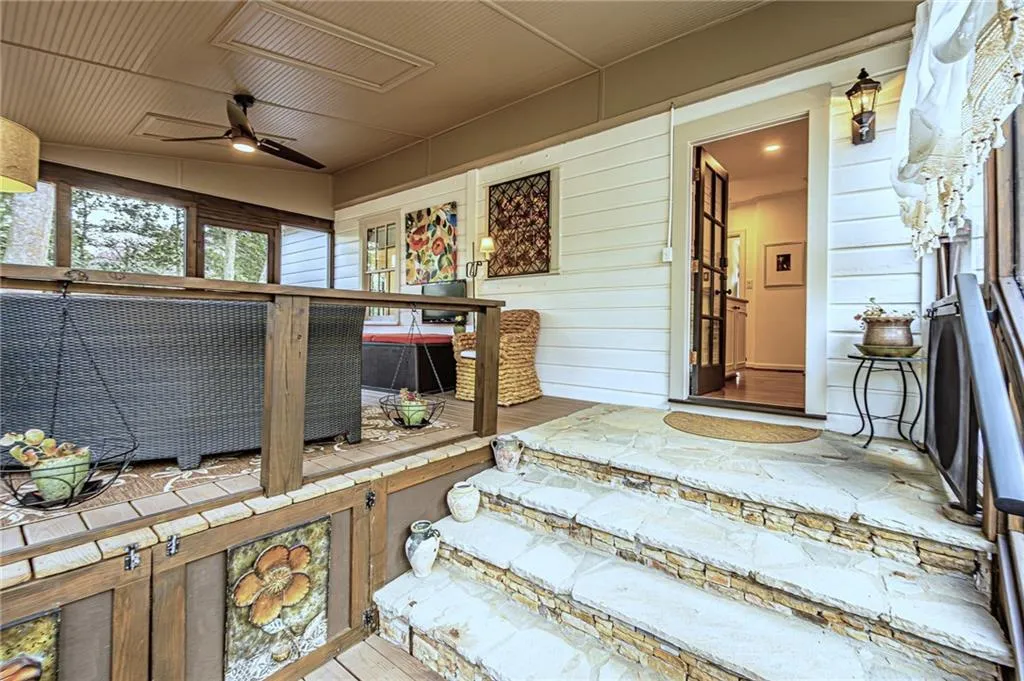 205 Old Ivy Road Ne, Atlanta, Georgia 30342, 3 Bedrooms Bedrooms, 0 ,2 BathroomsBathrooms,Residential,For Sale,205 Old Ivy Road Ne,7720613