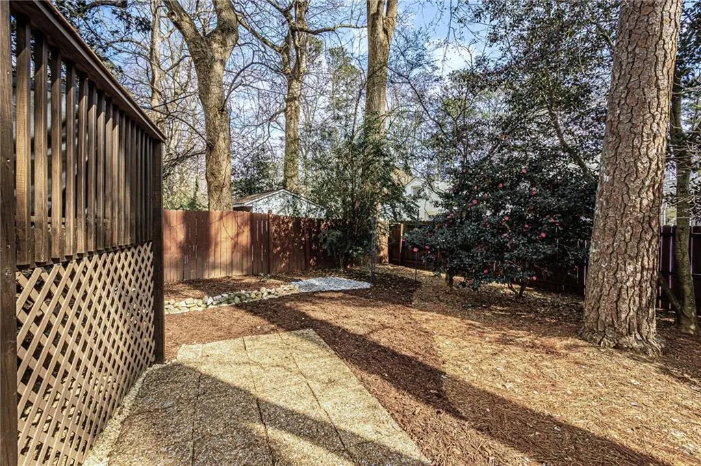 205 Old Ivy Road Ne, Atlanta, Georgia 30342, 3 Bedrooms Bedrooms, 0 ,2 BathroomsBathrooms,Residential,For Sale,205 Old Ivy Road Ne,7720613