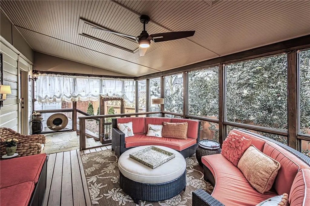 205 Old Ivy Road Ne, Atlanta, Georgia 30342, 3 Bedrooms Bedrooms, 0 ,2 BathroomsBathrooms,Residential,For Sale,205 Old Ivy Road Ne,7720613