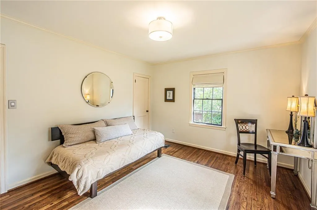 205 Old Ivy Road Ne, Atlanta, Georgia 30342, 3 Bedrooms Bedrooms, 0 ,2 BathroomsBathrooms,Residential,For Sale,205 Old Ivy Road Ne,7720613