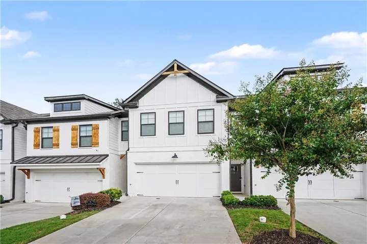 19 Steelwood Drive Unit Middle, Winder, Georgia 30680