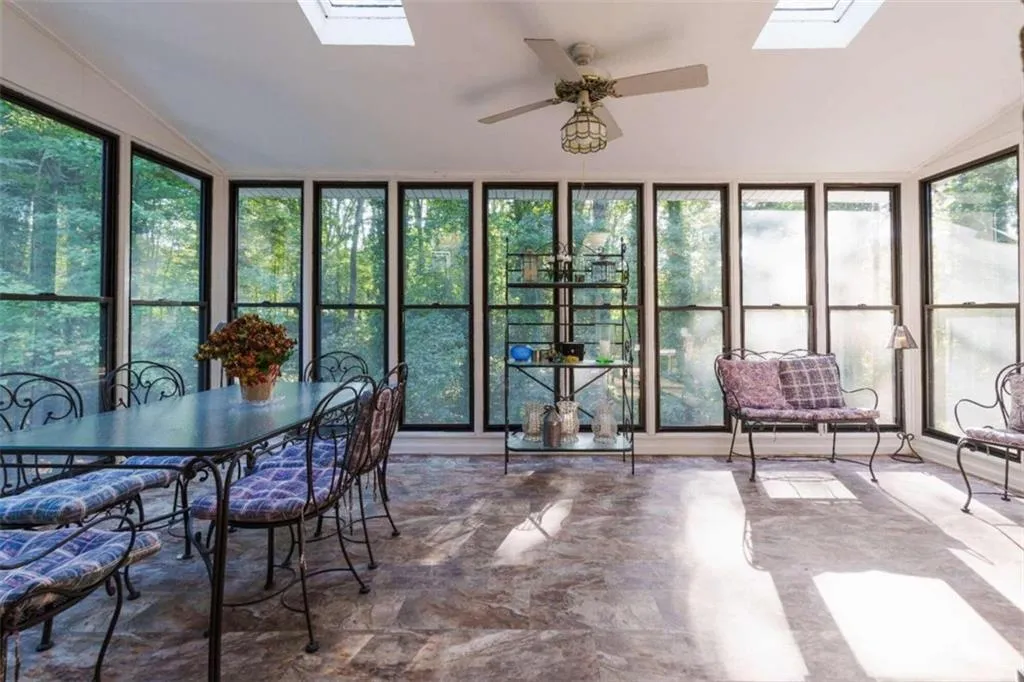 7500 Spalding Lane, Sandy Springs, Georgia 30350, 4 Bedrooms Bedrooms, ,3 BathroomsBathrooms,Residential,Sold,7500 Spalding Lane,7478303
