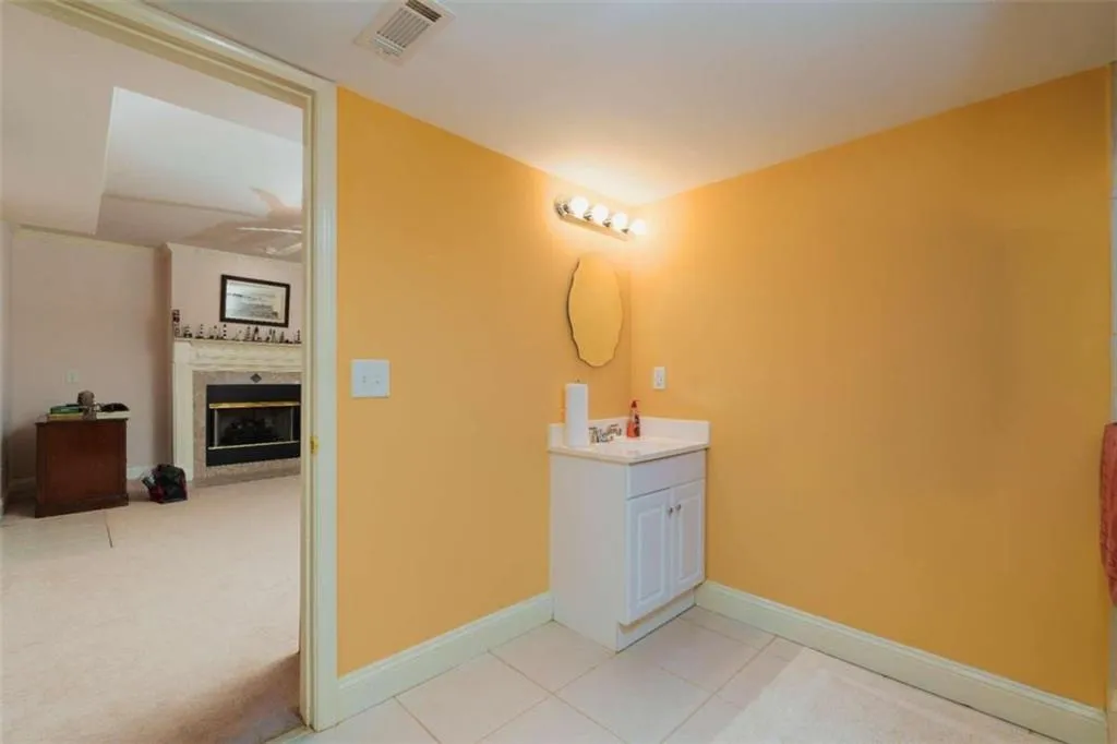 7500 Spalding Lane, Sandy Springs, Georgia 30350, 4 Bedrooms Bedrooms, ,3 BathroomsBathrooms,Residential,Sold,7500 Spalding Lane,7478303