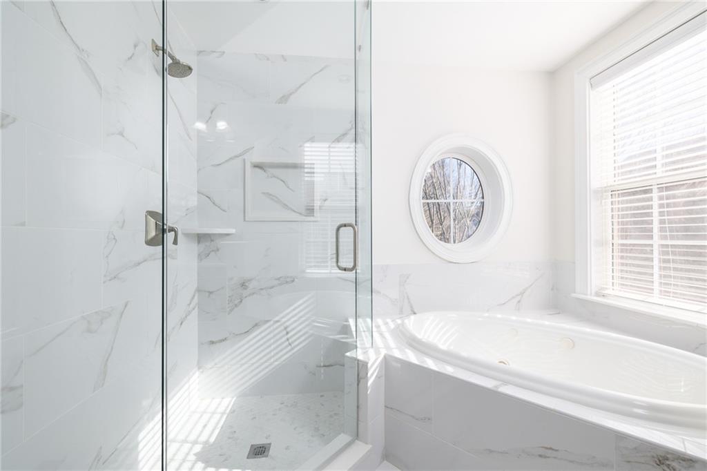 41 High Top Road, Sandy Springs, Georgia 30328, 3 Bedrooms Bedrooms, ,3 BathroomsBathrooms,Residential,Sold,41 High Top Road,7332521