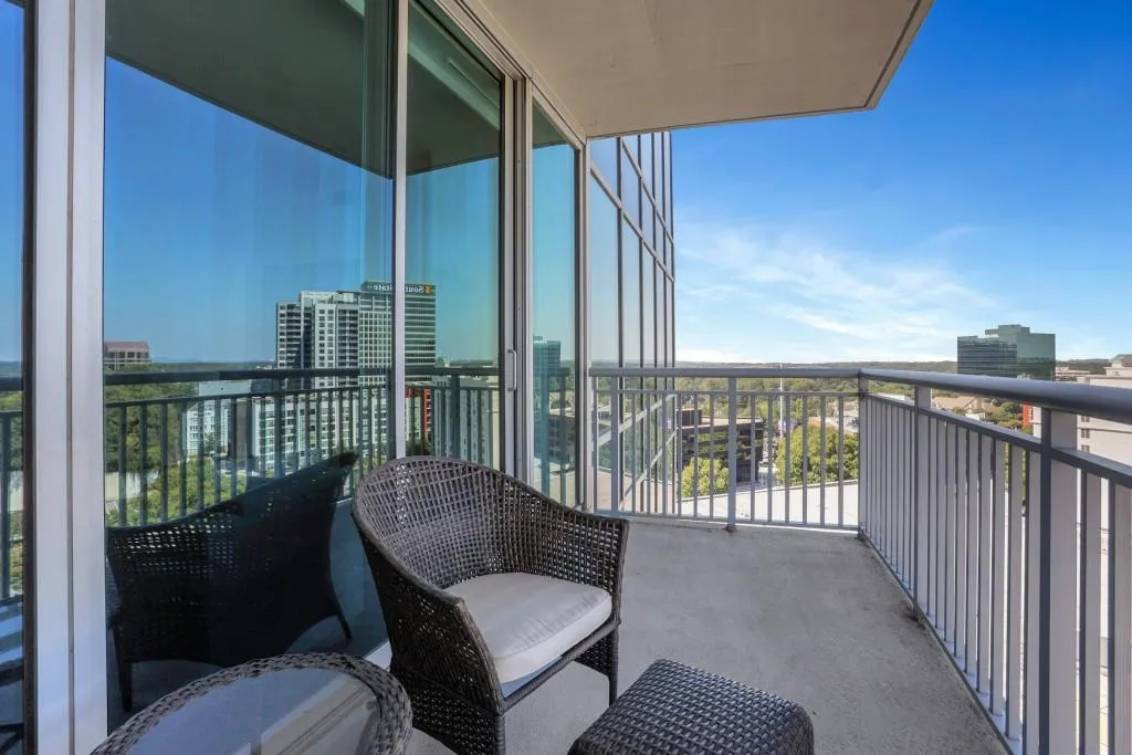 3338 Peachtree Road Unit 1602, Atlanta, Georgia 30326, 2 Bedrooms Bedrooms, ,2 BathroomsBathrooms,Residential,For Sale,3338 Peachtree Road Unit 1602,7653384
