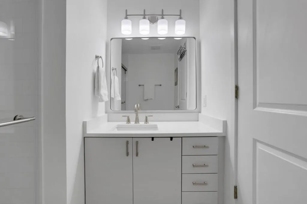 3338 Peachtree Road Unit 1602, Atlanta, Georgia 30326, 2 Bedrooms Bedrooms, ,2 BathroomsBathrooms,Residential,For Sale,3338 Peachtree Road Unit 1602,7653384