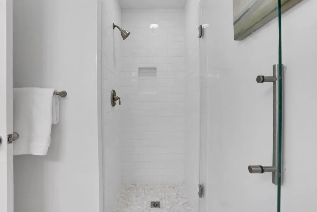 3338 Peachtree Road Unit 1602, Atlanta, Georgia 30326, 2 Bedrooms Bedrooms, ,2 BathroomsBathrooms,Residential,For Sale,3338 Peachtree Road Unit 1602,7653384