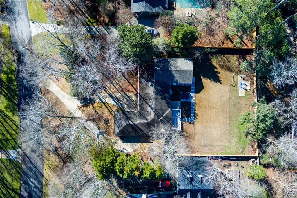 7330 Hunters Branch Drive Ne, Sandy Springs, Georgia 30328, 4 Bedrooms Bedrooms, ,2 BathroomsBathrooms,Residential,For Sale,7330 Hunters Branch Drive Ne,7721672