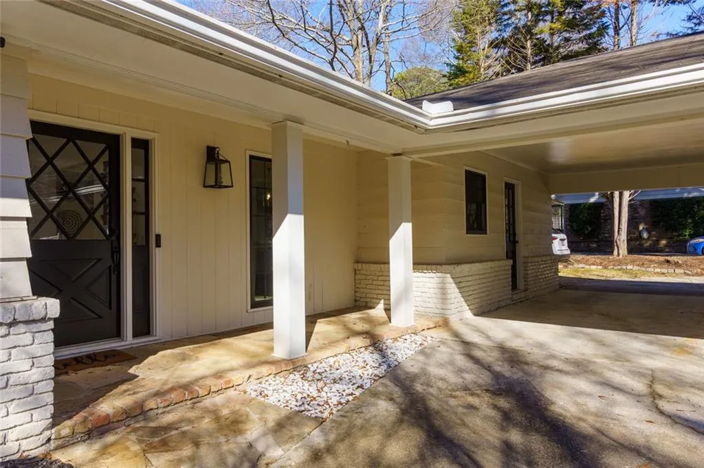 7330 Hunters Branch Drive Ne, Sandy Springs, Georgia 30328, 4 Bedrooms Bedrooms, ,2 BathroomsBathrooms,Residential,For Sale,7330 Hunters Branch Drive Ne,7721672