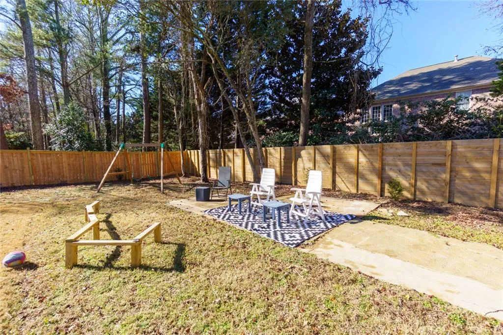 7330 Hunters Branch Drive Ne, Sandy Springs, Georgia 30328, 4 Bedrooms Bedrooms, ,2 BathroomsBathrooms,Residential,For Sale,7330 Hunters Branch Drive Ne,7721672