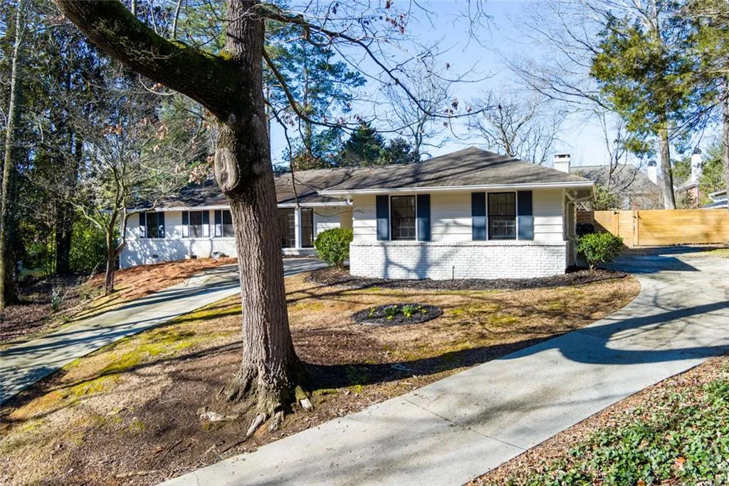 7330 Hunters Branch Drive Ne, Sandy Springs, Georgia 30328, 4 Bedrooms Bedrooms, ,2 BathroomsBathrooms,Residential,For Sale,7330 Hunters Branch Drive Ne,7721672