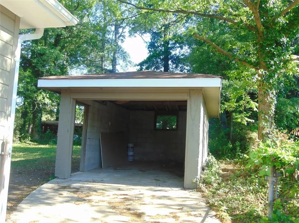 2726 Oldknow Drive Nw, Atlanta, Georgia 30318, 3 Bedrooms Bedrooms, ,1 BathroomBathrooms,Residential,Sold,2726 Oldknow Drive Nw,5846648
