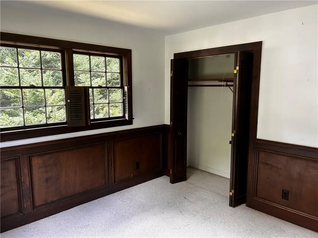 285 Old College Way, Sandy Springs, Georgia 30328, 6 Bedrooms Bedrooms, ,5 BathroomsBathrooms,Residential,For Sale,285 Old College Way,7620126