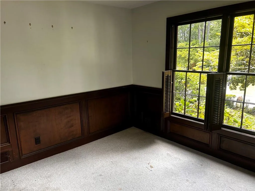 285 Old College Way, Sandy Springs, Georgia 30328, 6 Bedrooms Bedrooms, ,5 BathroomsBathrooms,Residential,For Sale,285 Old College Way,7620126