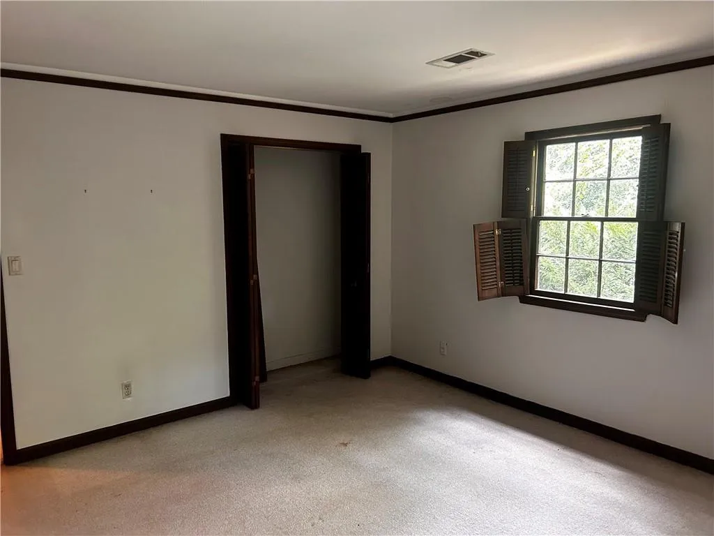285 Old College Way, Sandy Springs, Georgia 30328, 6 Bedrooms Bedrooms, ,5 BathroomsBathrooms,Residential,For Sale,285 Old College Way,7620126