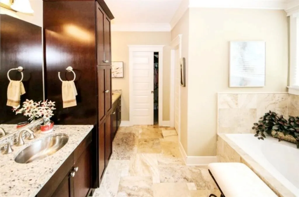 1211 Apperley Place, Sandy Springs, Georgia 30350, 4 Bedrooms Bedrooms, ,3 BathroomsBathrooms,Residential,Sold,1211 Apperley Place,6737383