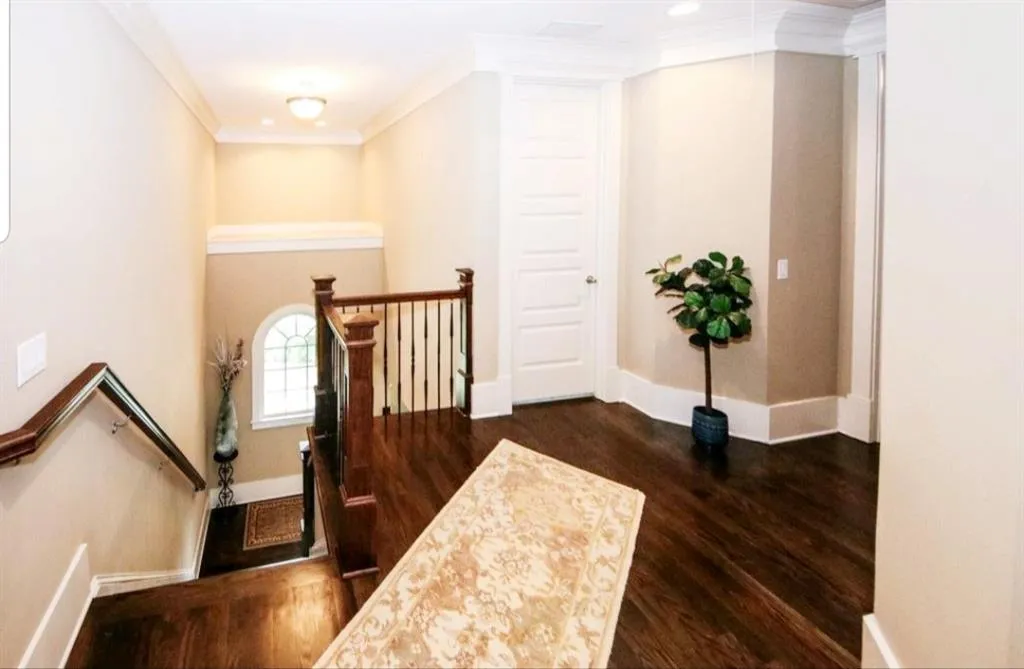 1211 Apperley Place, Sandy Springs, Georgia 30350, 4 Bedrooms Bedrooms, ,3 BathroomsBathrooms,Residential,Sold,1211 Apperley Place,6737383