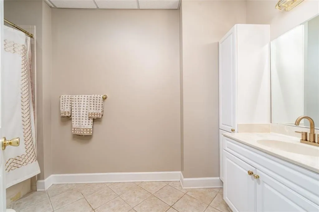 6961 Brandon Mill Road, Sandy Springs, Georgia 30328, 4 Bedrooms Bedrooms, ,4 BathroomsBathrooms,Residential,Sold,6961 Brandon Mill Road,7186661