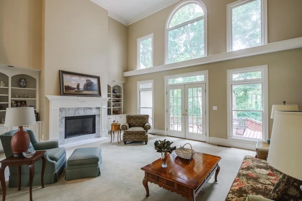 845 Jett Ferry Manor, Sandy Springs, Georgia 30350, 4 Bedrooms Bedrooms, ,5 BathroomsBathrooms,Residential,Sold,845 Jett Ferry Manor,6894733