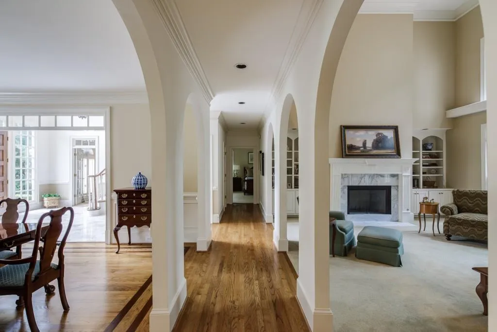 845 Jett Ferry Manor, Sandy Springs, Georgia 30350, 4 Bedrooms Bedrooms, ,5 BathroomsBathrooms,Residential,Sold,845 Jett Ferry Manor,6894733