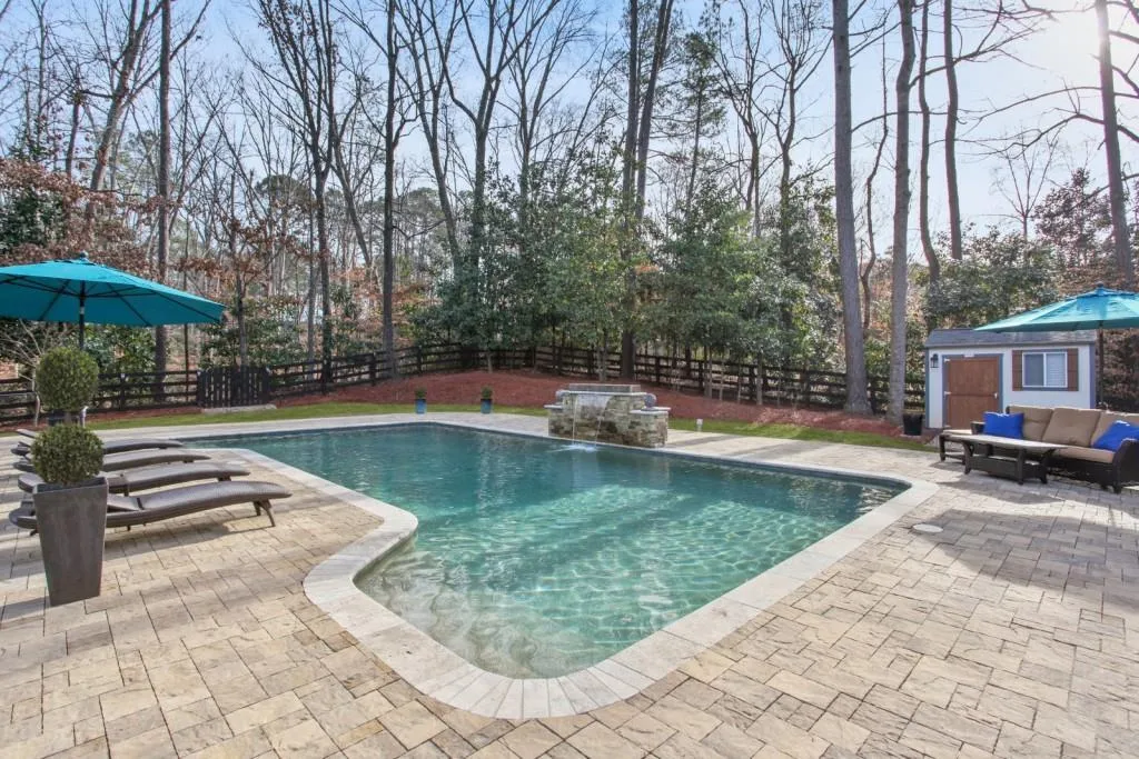 7955 Spalding Hills, Sandy Springs, Georgia 30350, 4 Bedrooms Bedrooms, ,4 BathroomsBathrooms,Residential,Sold,7955 Spalding Hills,6954589