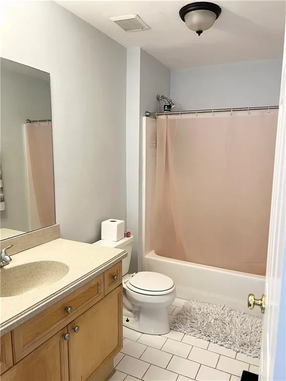 403 Masons Creek Circle, Sandy Springs, Georgia 30350, 2 Bedrooms Bedrooms, ,2 BathroomsBathrooms,Residential,Sold,403 Masons Creek Circle,7015289