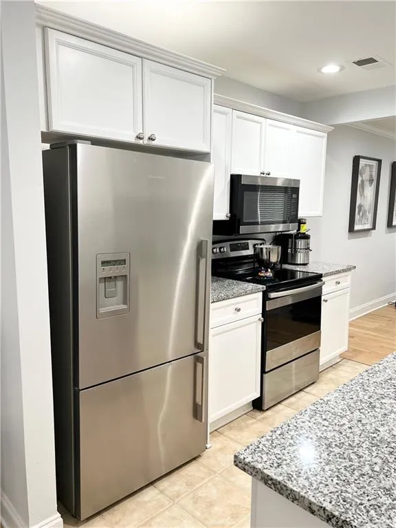 403 Masons Creek Circle, Sandy Springs, Georgia 30350, 2 Bedrooms Bedrooms, ,2 BathroomsBathrooms,Residential,Sold,403 Masons Creek Circle,7015289