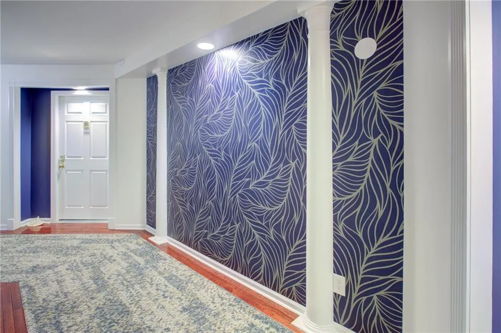 244 13th Street Ne Unit 216, Atlanta, Georgia 30309, 1 Bedroom Bedrooms, ,1 BathroomBathrooms,Residential,For Sale,244 13th Street Ne Unit 216,7612652
