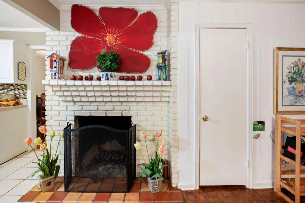 6838 Brandon Mill Road, Sandy Springs, Georgia 30328, 3 Bedrooms Bedrooms, ,2 BathroomsBathrooms,Residential,Sold,6838 Brandon Mill Road,6897987