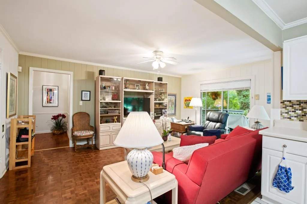 6838 Brandon Mill Road, Sandy Springs, Georgia 30328, 3 Bedrooms Bedrooms, ,2 BathroomsBathrooms,Residential,Sold,6838 Brandon Mill Road,6897987