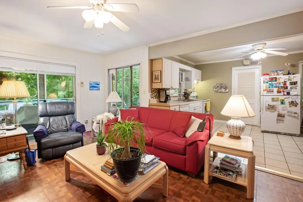 6838 Brandon Mill Road, Sandy Springs, Georgia 30328, 3 Bedrooms Bedrooms, ,2 BathroomsBathrooms,Residential,Sold,6838 Brandon Mill Road,6897987