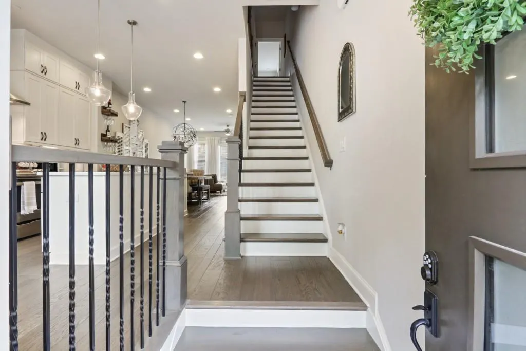 4739 Roswell Road, Atlanta, Georgia 30342, 2 Bedrooms Bedrooms, ,2 BathroomsBathrooms,Residential,Sold,4739 Roswell Road,6804419