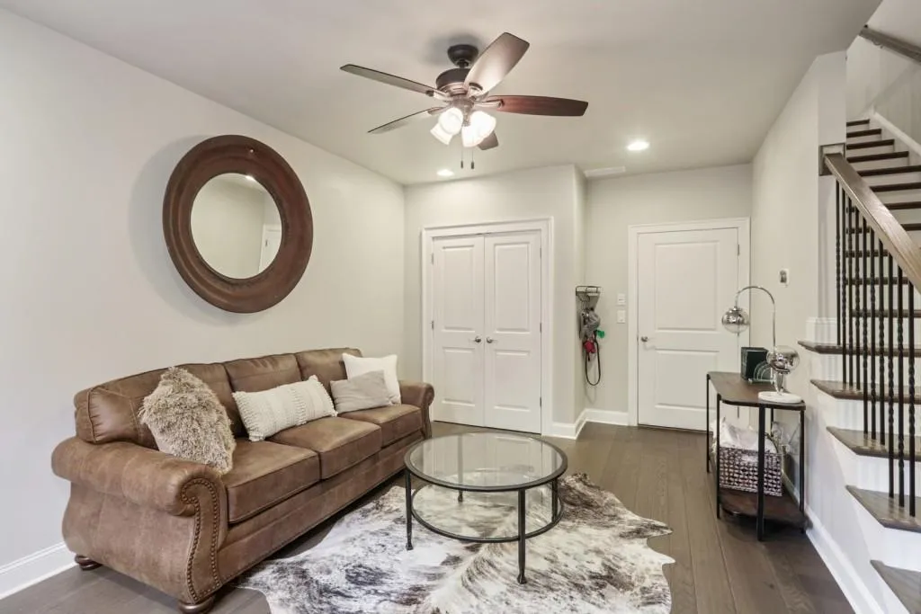 4739 Roswell Road, Atlanta, Georgia 30342, 2 Bedrooms Bedrooms, ,2 BathroomsBathrooms,Residential,Sold,4739 Roswell Road,6804419