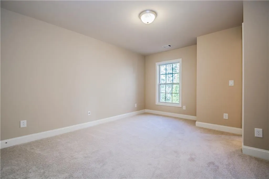 7770gl Glisten Avenue Unit 209, Sandy Springs, Georgia 30328, 3 Bedrooms Bedrooms, ,2 BathroomsBathrooms,Residential,Sold,7770gl Glisten Avenue Unit 209,5929126