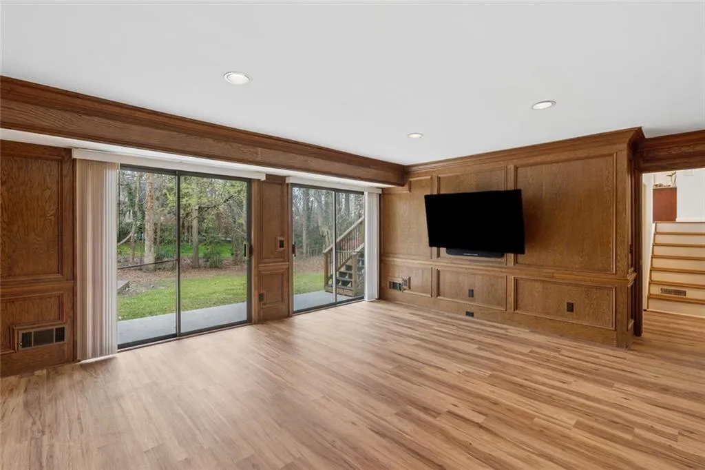 525 Spender Trace, Atlanta, Georgia 30350, 4 Bedrooms Bedrooms, ,3 BathroomsBathrooms,Residential,For Sale,525 Spender Trace,7738626