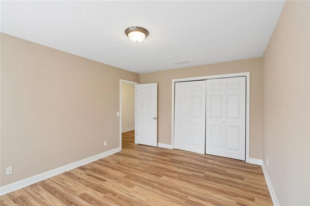525 Spender Trace, Atlanta, Georgia 30350, 4 Bedrooms Bedrooms, ,3 BathroomsBathrooms,Residential,For Sale,525 Spender Trace,7738626