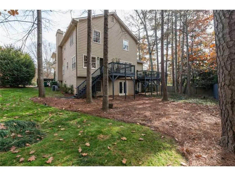 145 Claridge Drive, Sandy Springs, Georgia 30342, 4 Bedrooms Bedrooms, ,3 BathroomsBathrooms,Residential,Sold,145 Claridge Drive,5372022