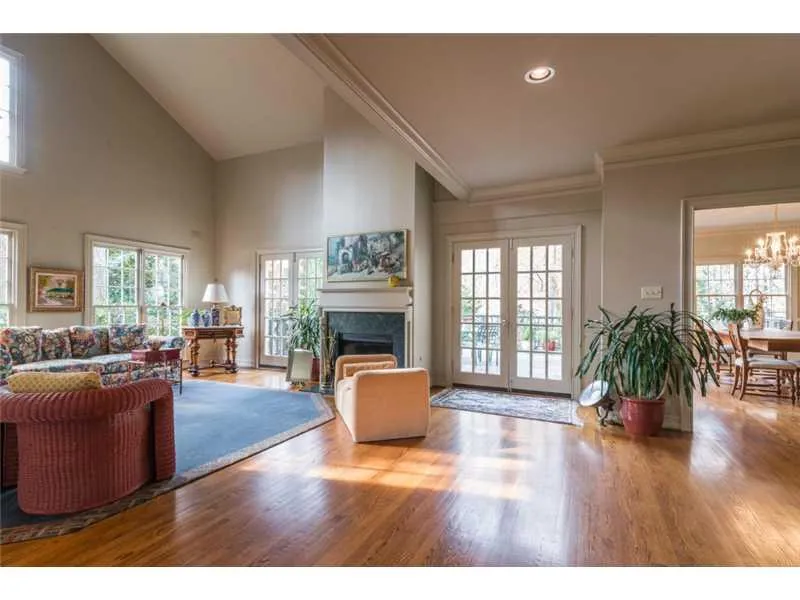 145 Claridge Drive, Sandy Springs, Georgia 30342, 4 Bedrooms Bedrooms, ,3 BathroomsBathrooms,Residential,Sold,145 Claridge Drive,5372022