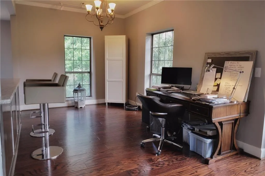 2921 Lenox Road Ne Unit 310, Atlanta, Georgia 30324, 2 Bedrooms Bedrooms, ,2 BathroomsBathrooms,Residential,Sold,2921 Lenox Road Ne Unit 310,5710322